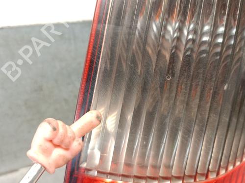 Right taillight FORD FIESTA V (JH_, JD_) 1.4 TDCi | BP27567600C35