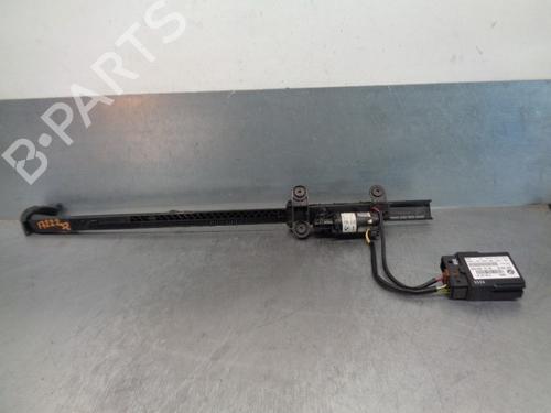 Used Front left seatbelt BMW 3 Coupe (E92) 320 i (170 hp) 12205612