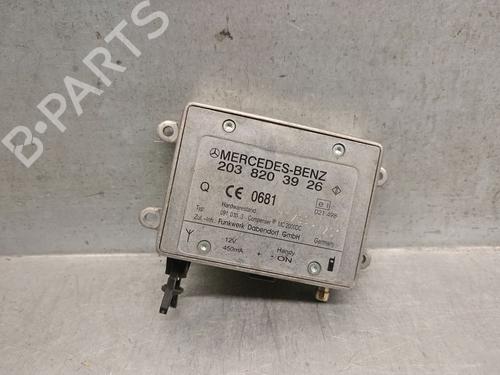 Antena/Base MERCEDES-BENZ E-CLASS (W210) E 220 CDI (210.006) (143 hp) 31132696
