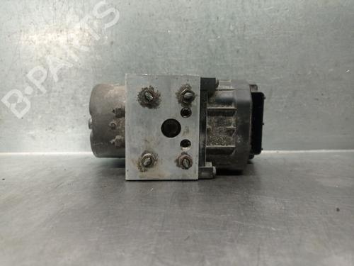 Used ABS pump TOYOTA COROLLA (_E12_) 2.0 D-4D (CDE120R, CDE120L_) (110 hp) 26017349