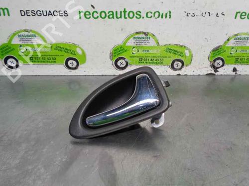 Used Front right interior door handle VOLVO S40 I (644) 1.8 i (125 hp) 5886567