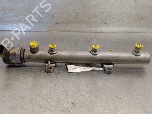 Used Injection rail Injection rail 37640641 37640641