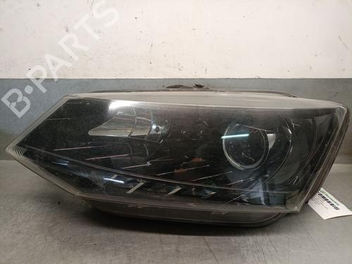 Venstre forlygte Venstre forlygte SKODA FABIA III Estate (NJ5) 1.2 TSI (90 hp) 33813641 33813641