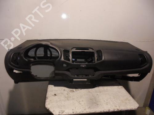 Used Dashboard KIA SPORTAGE III (SL) 2.0 CRDi (136 hp) 10544071