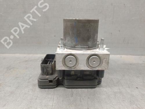 Used ABS pump ABS pump RENAULT MASTER III Van (FV) 2.3 dCi 130 FWD (FV0M, FV0Y, FV0J, FV02, FV03) (130 hp) 32779326 32779326