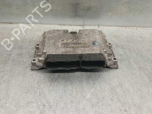 Used Engine control unit (ECU) FIAT STILO (192_) 1.9 D Multijet (100 hp) 7762529
