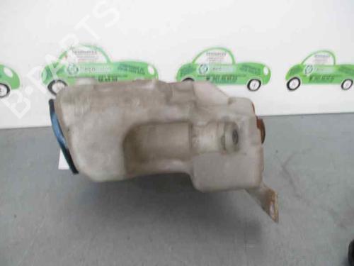 Used Windscreen washer tank VW BORA I (1J2) 1.9 TDI (90 hp) 7444383