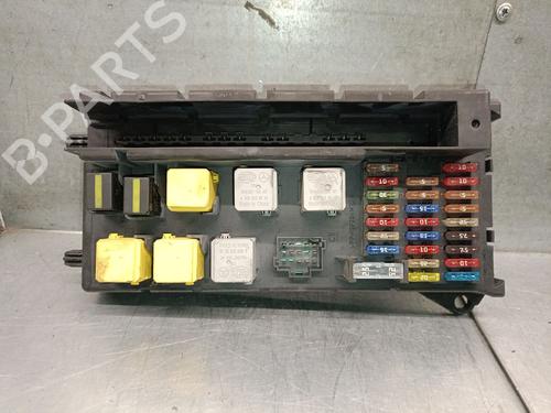 Used Fuse box Fuse box MERCEDES-BENZ SPRINTER 3,5-t Van (B906) 313 CDI (906.631, 906.633, 906.635, 906.637) (129 hp) 39266239 39266239