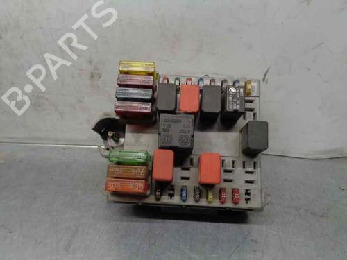 Used Fuse box FIAT PUNTO (188_) 1.2 Bipower (188BXA1A) (60 hp) 7168172