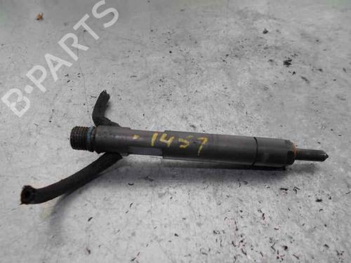 Used Injector FORD FOCUS I Saloon (DFW) [1999-2009]  2106944