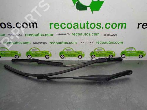Used Front windshield wiper arm FORD FIESTA VI (CB1, CCN) [2008-2017]  5073120