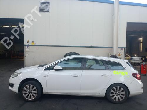 Used Parts OPEL ASTRA J Sports Tourer (P10) 5067259