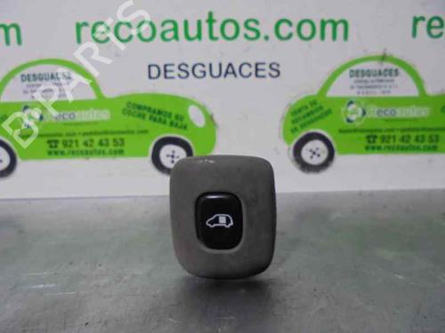 Used Switch CHRYSLER VOYAGER IV (RG, RS) 3.3 (174 hp) 21018844