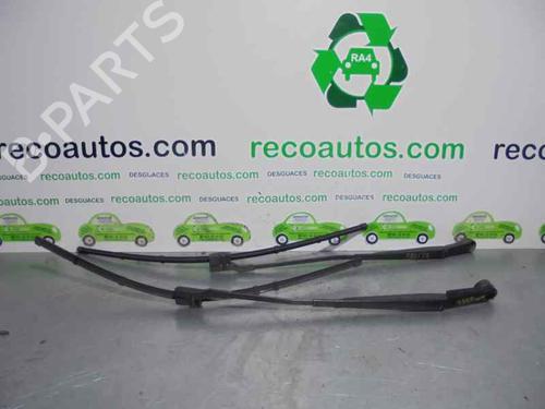 Used Front windshield wiper arm CITROËN C4 Grand Picasso I (UA_) 1.6 HDi (109 hp) 3472178