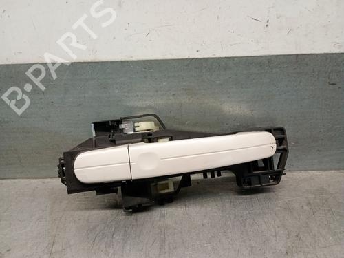 Used Front right exterior door handle FORD KUGA II (DM2) 2.0 TDCi (120 hp) 25910890