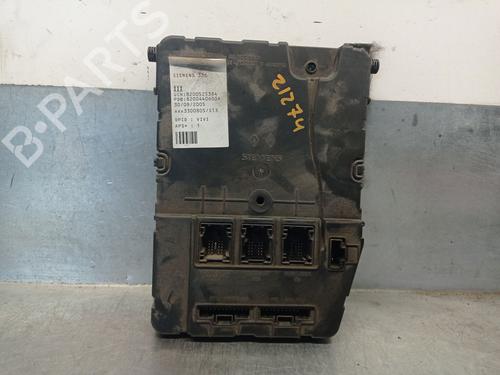 Used Fuse box RENAULT MEGANE II Estate (KM0/1_) 1.9 dCi (KMRG, KM1G, KM0G, KM2C) (120 hp) 20268527