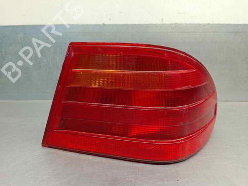 Used Right taillight MERCEDES-BENZ E-CLASS T-Model (S210) [1996-2003]  15618395