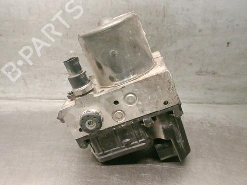Used ABS pump FORD MONDEO III (B5Y) 2.2 TDCi (155 hp) 30922888