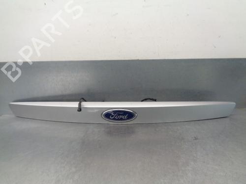 Used Tailgate handle FORD MONDEO III (B5Y) 1.8 16V (125 hp) 13611689