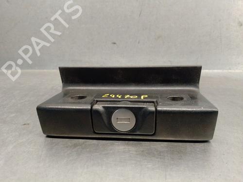 Bagagerumshåndtag SKODA FELICIA I Estate (6U5) 1.6 (75 hp) 31980669