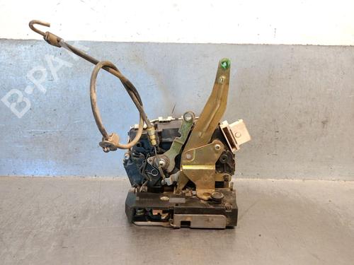 Used Tailgate lock Tailgate lock LAND ROVER DISCOVERY II (L318) 2.5 Td5 4x4 (136 hp) 40506517 40506517