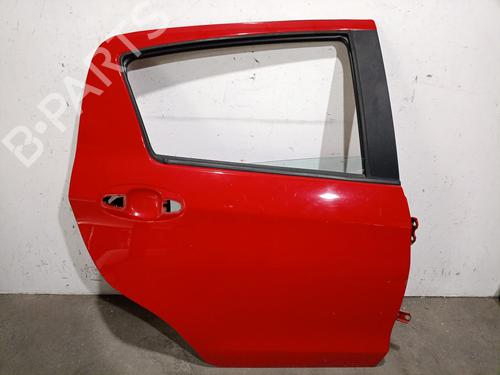 Used Right rear door Right rear door TOYOTA YARIS (_P13_) 1.0 (KSP130) (72 hp) 33832298 33832298