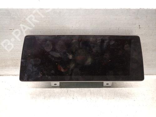 Used Display monitor BMW 5 (G30, F90) 520 d (190 hp) 26616065