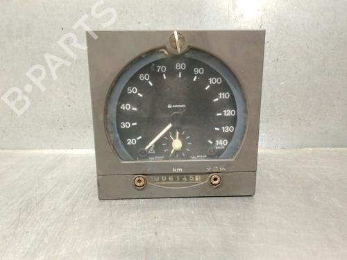 Used Instrument cluster Instrument cluster IVECO DAILY II Platform/Chassis 49-10 (13050211, 13050231, 13050304, 13050311, 13050331,... (103 hp) 34251977 34251977