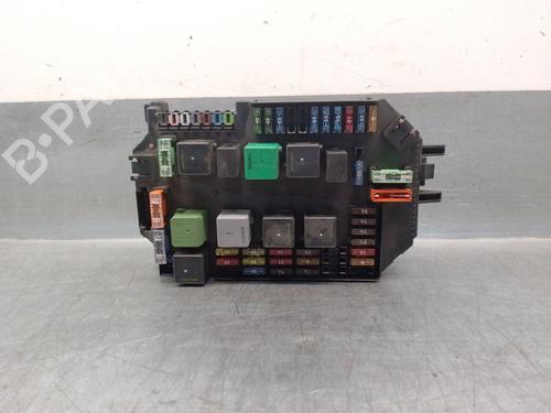 Used Fuse box MERCEDES-BENZ S-CLASS (W221, V221) S 350 (221.056, 221.156) (272 hp) 21581686
