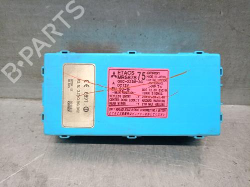 Used Fuse box MITSUBISHI OUTLANDER I (CU_W) 2.0 4WD (CU2W) (136 hp) 31888675