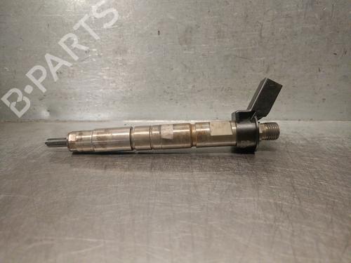 Used Injector BMW 5 (F10) 530 d (245 hp) 30104825