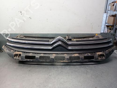 Grill CITROËN C3 III (SX) 1.2 THP 110 (SXHNPS, SXHNZT, SXHNZ6) (110 hp) 33114451