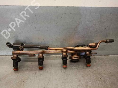 Used Injection rail Injection rail 18170563 18170563