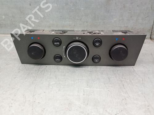 Used Climate control Climate control OPEL VECTRA C GTS (Z02) 1.9 CDTI (F68) (150 hp) 33826687 33826687