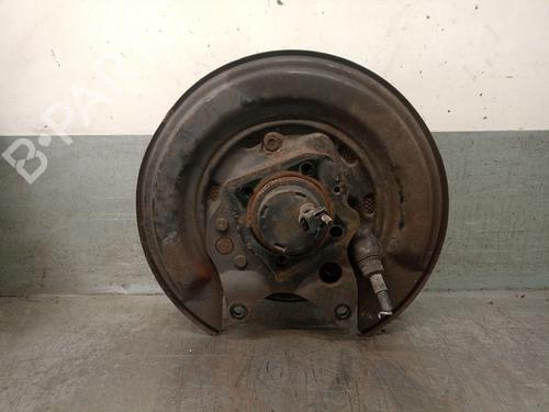 Used Right rear steering knuckle TOYOTA COROLLA (_E12_) 1.4 D (NDE120_, NDE120R) (90 hp) 27358223