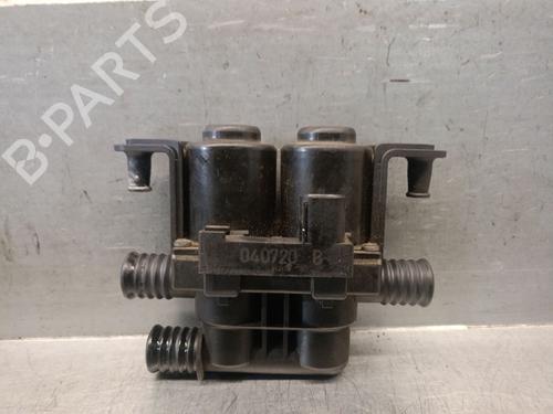 Used Electronic sensor BMW 5 (E60) 525 d (177 hp) 30201546