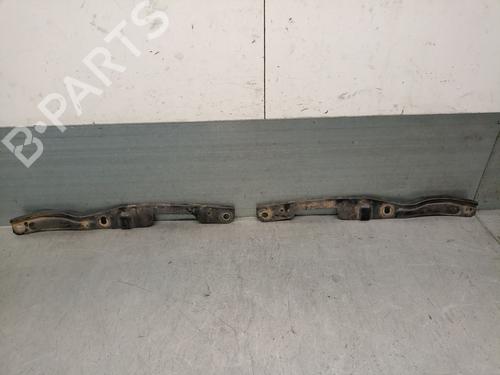 Used Front bumper reinforcement SUBARU FORESTER (SF_) 2.0 AWD (SF5) (125 hp) 29582803