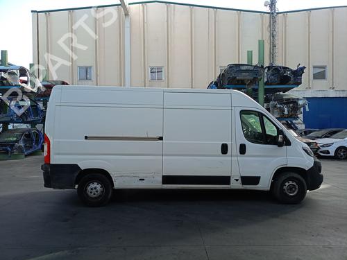 Right headlight PEUGEOT BOXER Van 2.0 BlueHDi 130 | BP33017854C29  - Image 12