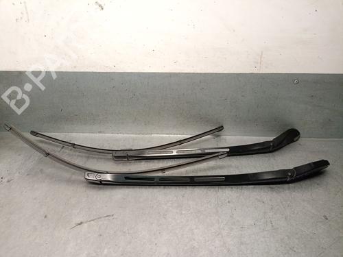 front-windshield-wiper-arm-audi-a8-d3-4e2-4e8-2002-2003-2004-2005-2006-2007-2008-2009-2010-32205530 main image