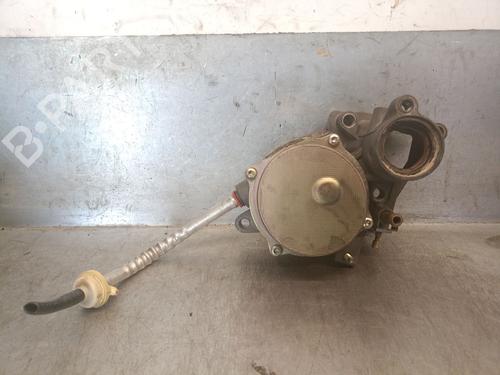Used Vacuum pump FORD MONDEO III (B5Y) 2.2 TDCi (155 hp) 20933317