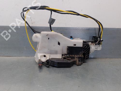 Used Front right lock MERCEDES-BENZ S-CLASS (W220) S 500 4-matic (220.084, 220.184) (306 hp) 18312701