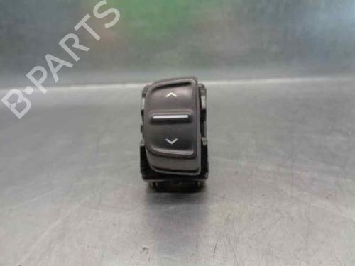 Used Left rear window switch DACIA SANDERO II TCe 90 (B8M1, B8MA, B8AC) (90 hp) 8101881