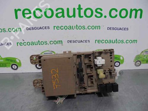 Used Fuse box TOYOTA COROLLA (_E12_) 1.6 VVT-i (ZZE121_, ZZE121R) (110 hp) 2120469