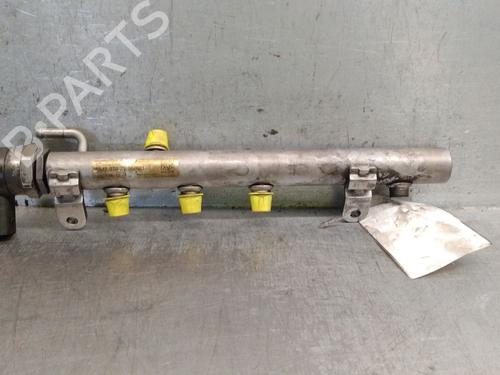 Used Injection rail Injection rail MERCEDES-BENZ E-CLASS (W212) E 350 CDI 4-matic (212.089) (231 hp) 34704621 34704621