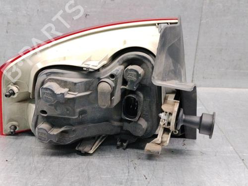 Right taillight AUDI A4 B7 (8EC) 2.0 TDI | BP39240126C35 - Image 2