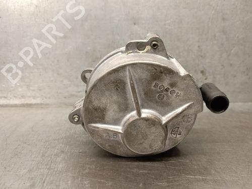 vacuum-pump-renault-laguna-ii-bg01_-2001-2002-2003-2004-2005-2006-2007-38437419 main image