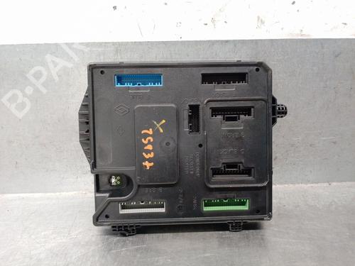 Used Fuse box Fuse box 36996715 36996715