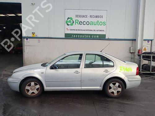 Pièces Détachées Usagées VW BORA I (1J2) 1.9 TDI (90 hp) 4421542