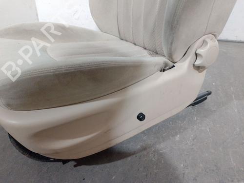 Left front seat JAGUAR X-TYPE I (X400) 2.5 V6 All-wheel Drive | BP29447800C15 