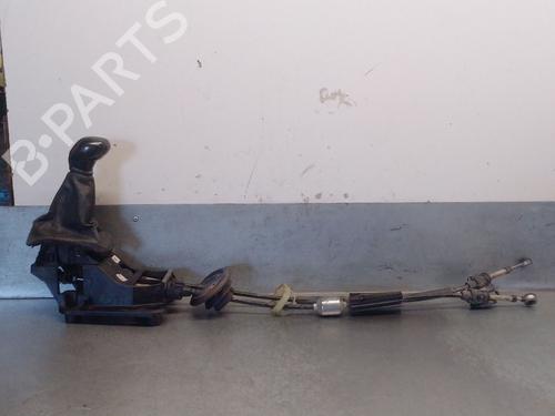 Used Gear lever CITROËN C4 CACTUS 1.6 BlueHDi 100 (99 hp) 25244926